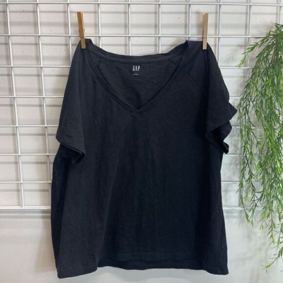 🅢🅐🅛🅔 Gap Oversized Tee Black V-Neckline - Picture 1 of 5